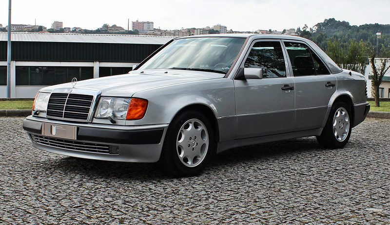 1992 Mercedes Benz W124 500E